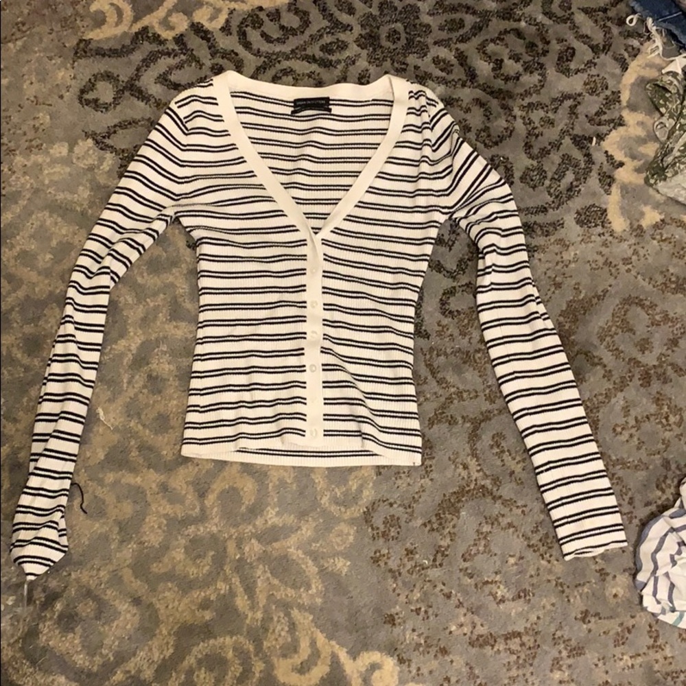 Cropped sweater